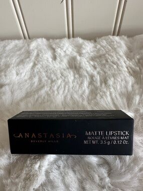 Anastasia Beverly Hills Matte Lipstick Box - Black & Gold